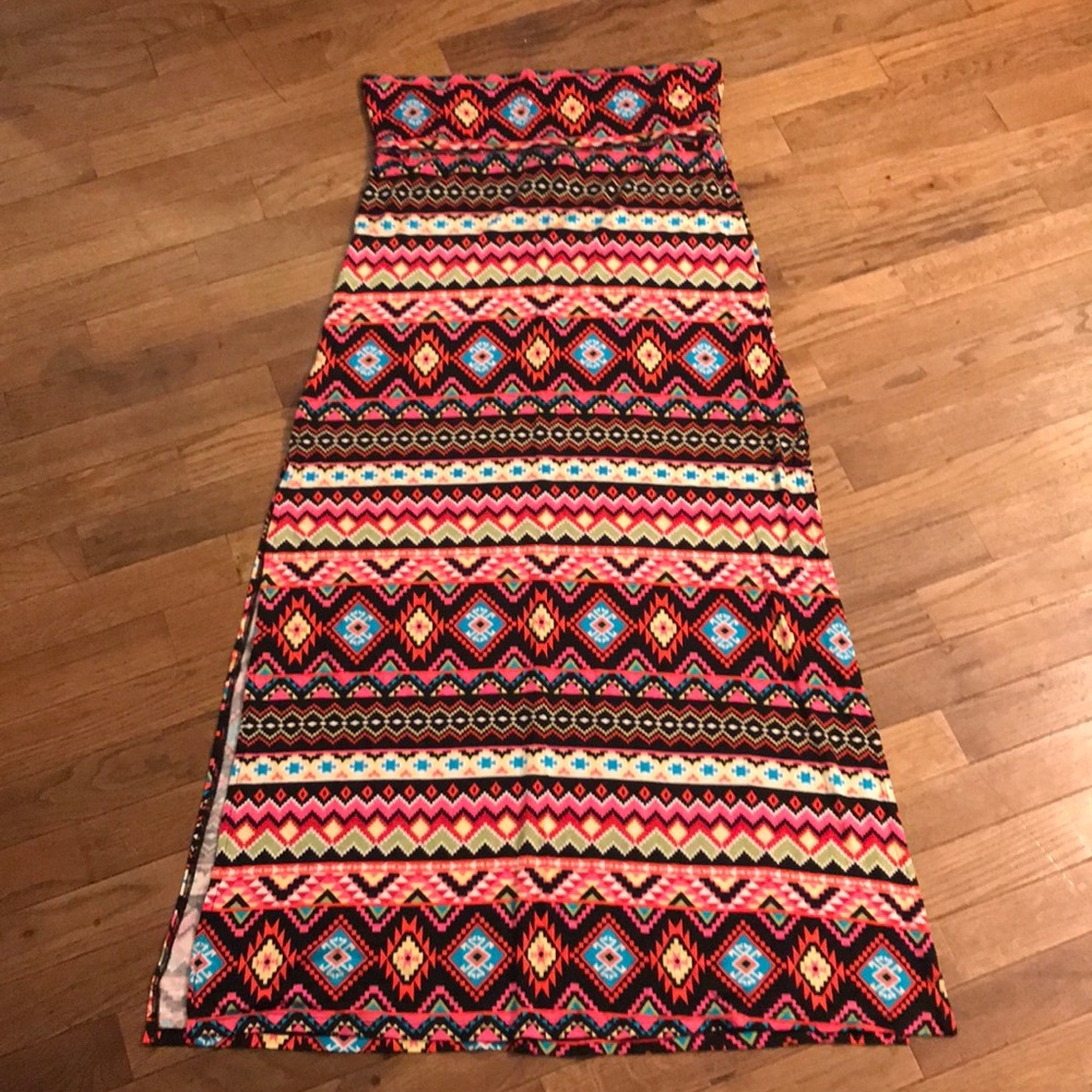 NWOT strapless maxi dress